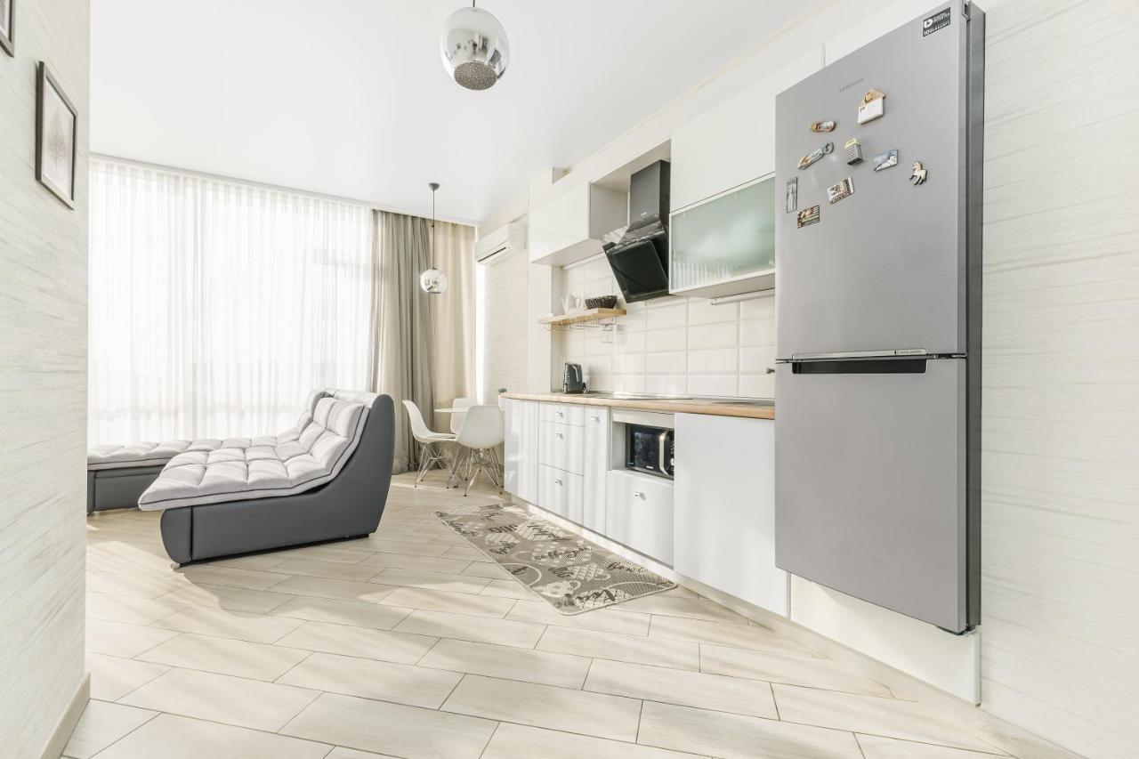 Gagarin Plaza 1-Bedroom Apartment Odesa Exterior photo